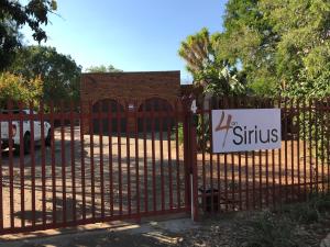 Mynd úr myndasafni af 4 on Sirius í Polokwane