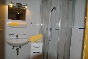 Ένα μπάνιο στο Hotel-Pension Heike