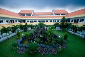 Zahrada ubytování Hotel Sinar 2