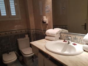 Kúpeľňa v ubytovaní Hotel Apartamentos Solimar