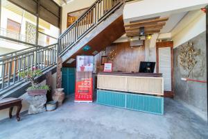 Vstupní hala nebo recepce v ubytování RedDoorz Plus @ Casa Lucia Sindalan San Fernando City Pampanga