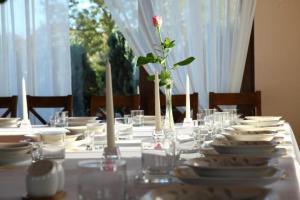 Restaurace v ubytování Ośrodek Wypoczynkowy Hacjenda