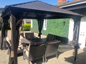 Patio nebo venkovní prostory v ubytování Royalty B&B