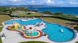 Piscina a Glamping at Sardinia o a prop