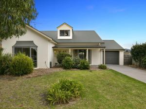 Gallery image of BEACHED AS - FREE WIFI, NETFLIX & FOXTEL in Inverloch