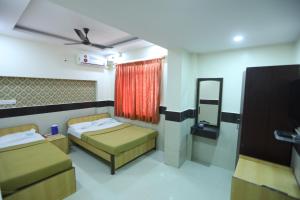 Gallery image of Hotel Embassy in Bangalore