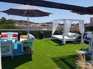 Photo de la galerie de l'établissement Saint Tropez Sea View Penthouse, à Saint-Tropez