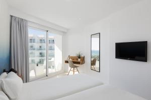 Gallery image of HM Tropical in Playa de Palma