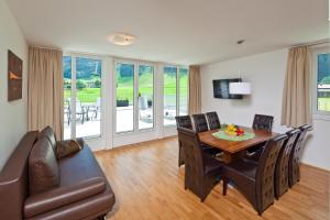Televízia a/alebo spoločenská miestnosť v ubytovaní Apart Mountain Lodge Mayrhofen
