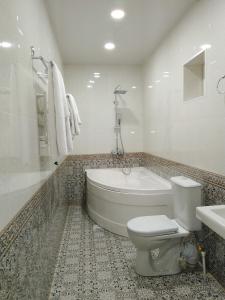 Kylpyhuone majoituspaikassa Shahriston - Hotel Khiva