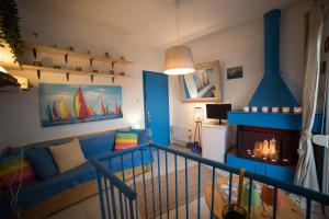 Posezení v ubytování Dandy Villas Nea Kallikratia Sea View Loft - Open up roof - Down Town
