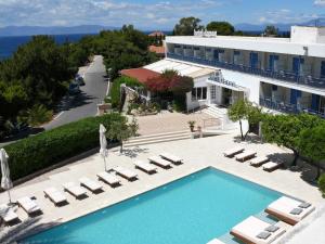 A view of the pool at Danae Hotel or nearby