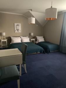Posezení v ubytování Szafirowy Dwór Hotel & Restauracja