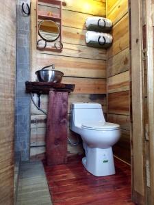 A bathroom at Las Herraduras