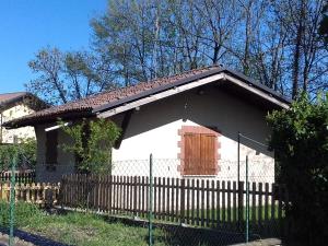 The building in which the holiday home is located