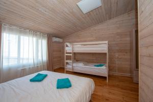 Afbeelding uit fotogalerij van Aquamarine Resort in Akshi