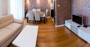 TV a/nebo společenská místnost v ubytování Dubrovnik Style Luxury Apartment