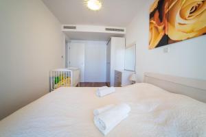 Postel nebo postele na pokoji v ubytování Dubrovnik Style Luxury Apartment