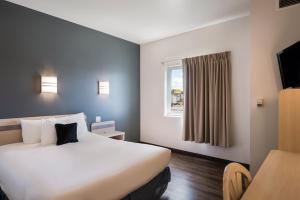 Gallery image of Red Lion Inn & Suites Butte in Butte