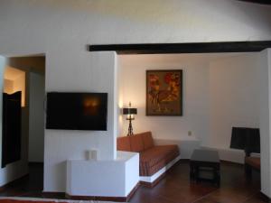 TV o dispositivi per l'intrattenimento presso Hotel Hacienda Taboada (Aguas Termales)