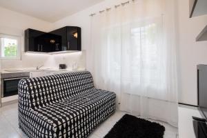 Kuchyňa alebo kuchynka v ubytovaní Apartment LARO - Modern&Spacious