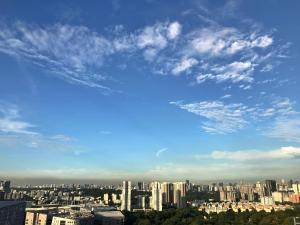 新加坡景观或在公寓式酒店看到的城市景观