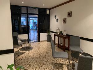 Część wypoczynkowa w obiekcie Hostal Tierramar