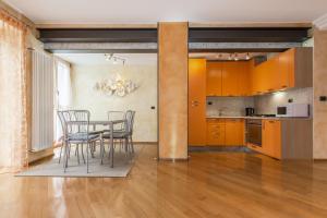 Gallery image of APPARTAMENTO LE PERLE in Lazise