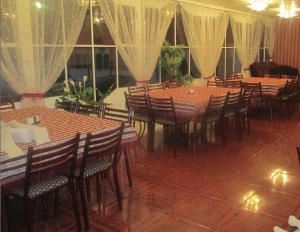 Restaurace v ubytování Nirvana Resort + 37 fotografií