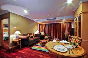Posezení v ubytování Admiral Suites Bangkok