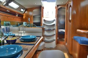 Gallery image of Velero Babu in Puerto Calero