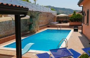 Bazén v ubytování B&B Villa Maria nebo v jeho okolí