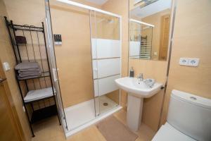 Phòng tắm tại Apartaments Espai d'Àger