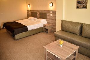 Katil atau katil-katil dalam bilik di Complex Bolyarsko selo & Spa Arbanasi +78 gambar