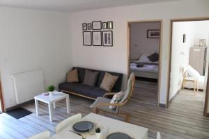 Et opholdsområde på Ferme des Poulardieres + 127 billeder