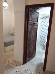 Katil atau katil-katil dalam bilik di The Riad Hostel Tangier