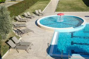 Swimmingpoolen hos eller tæt på Apart Hotel Llolla