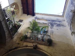 Balkón nebo terasa v ubytování B&B Palazzo Sambiasi