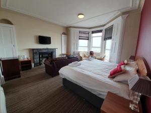 Gallery image of The York Hotel in Weston-super-Mare