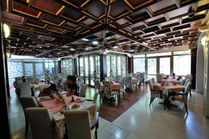 Restaurace v ubytování Vila Đurić - Ex Hotel Đurić
