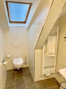 Koupelna v ubytování Hotel Waldhalle