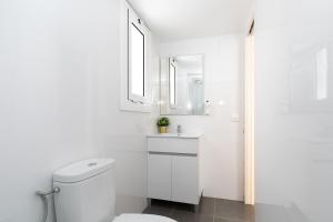 Koupelna v ubytování Key Barcelona HOUSING (Carrer Girona)