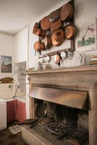 Kuchyň nebo kuchyňský kout v ubytování La Casa dell'Isola