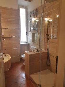A bathroom at Colosseo Smart Flat