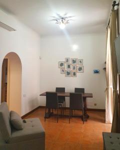 A seating area at Colosseo Smart Flat