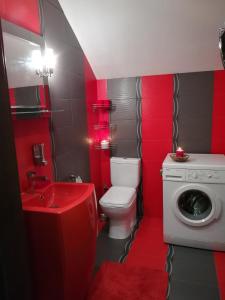Łazienka w obiekcie Apartament wSPAniały.