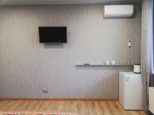 TV a/nebo společenská místnost v ubytování ObolonSky