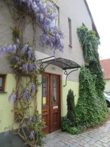 Vonkajšia záhrada v ubytovaní Family Apartment Písek City Centre