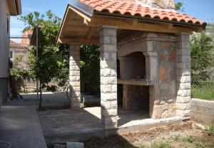 Fotografia z galérie ubytovania Holiday home Jaroje- 80m from beach v destinácii Pašman