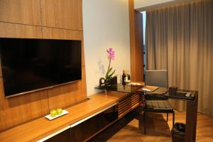 Sjónvarps- og/eða afþreyingartæki á Golden Palace Hotel
